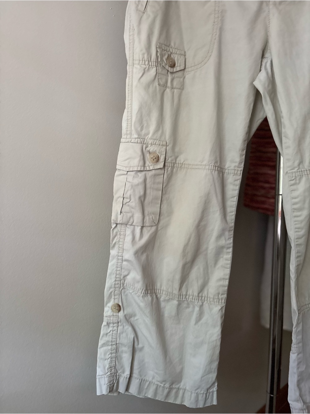 Y2K Cotton Cargo Capris | Size 32” - Picture 4 of 4